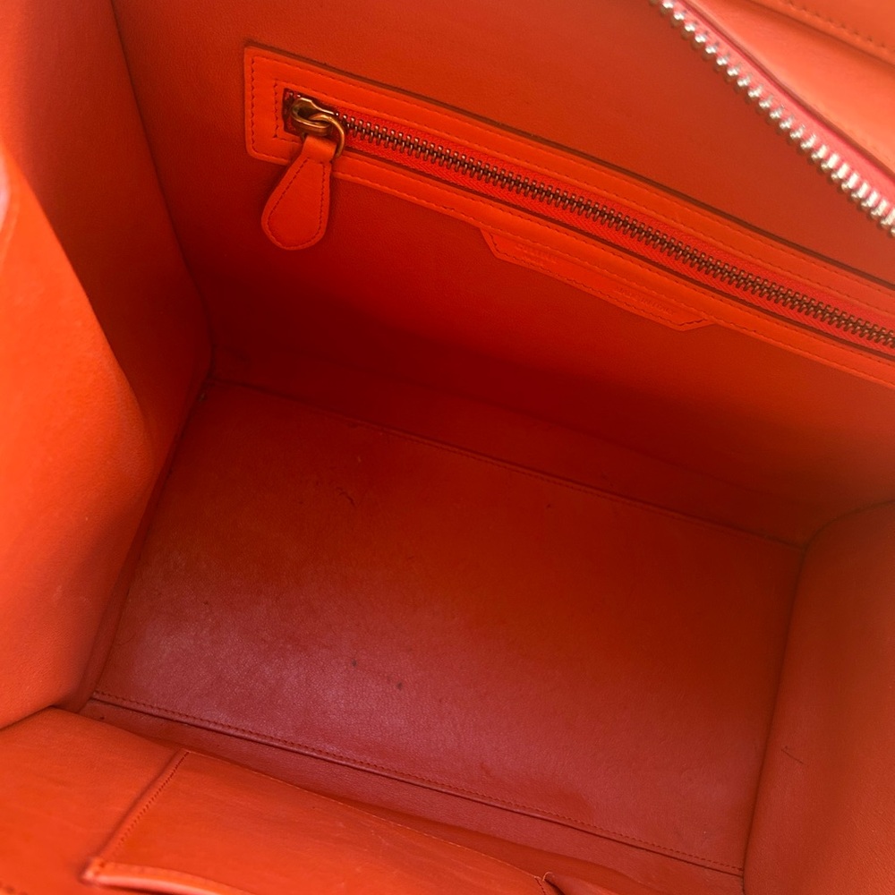 CELINE🔥🔥🔥 STUNNING Orange Tote Like a piece of Sculpture - Picture 5 of 12